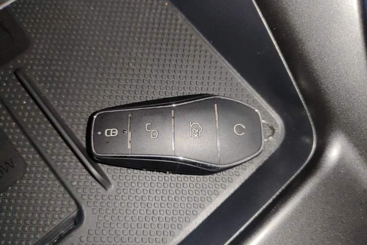 Used BYD Sealion 05 DM-i 2025 DM-i 115KM Flagship Model Vehicle Key
