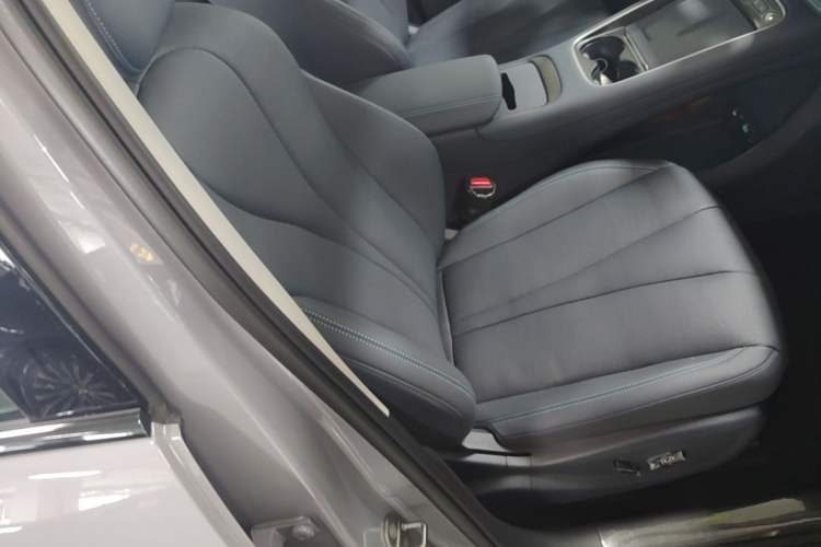 Used BYD Sealion 05 DM-i 2026 Model DM-i 220 Smart Navigation Edition Right Front Seat