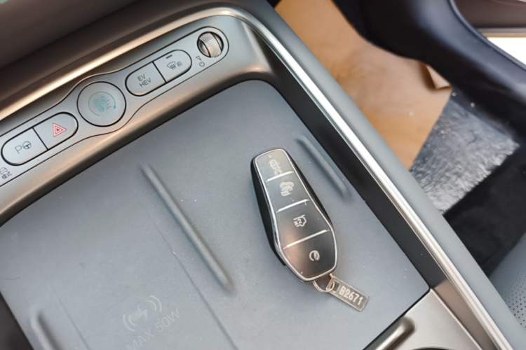 Used BYD Sealion 05 DM-i 2026 Model DM-i 305 Smart Navigation Edition Vehicle Key