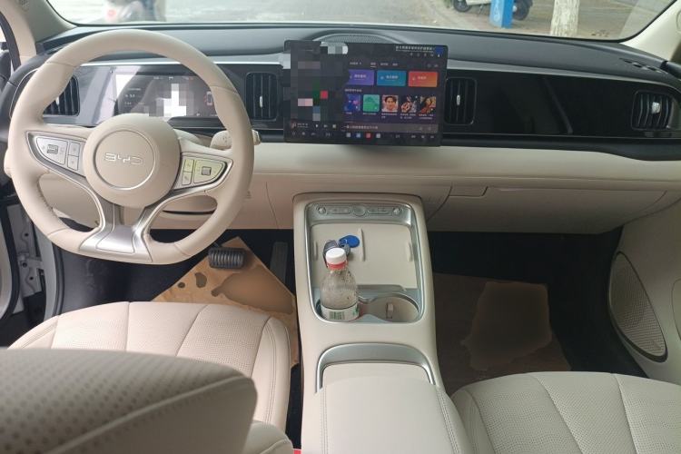 Used BYD Sealion 05 DM-i 2026 Model DM-i 220 Launch Edition Center Console