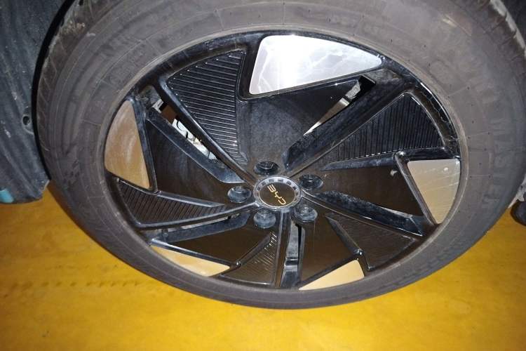 Used BYD Sealion 05 EV 2025 520 km Flagship SmartDrive Version Right Rear Wheel Hub