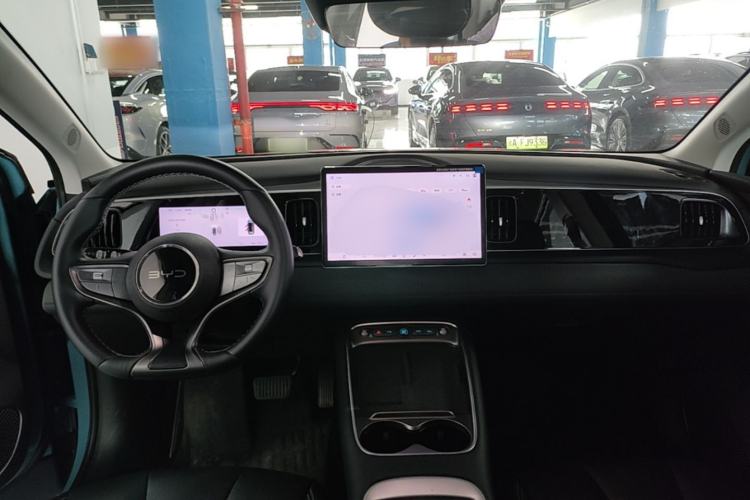 Used BYD Sealion 05 EV 2025 520 km Smart Cruise Version Center Console