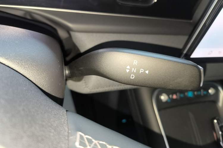 Used BYD Sealion 05 EV 2025 520 km Smart Cruise Version Gear Lever