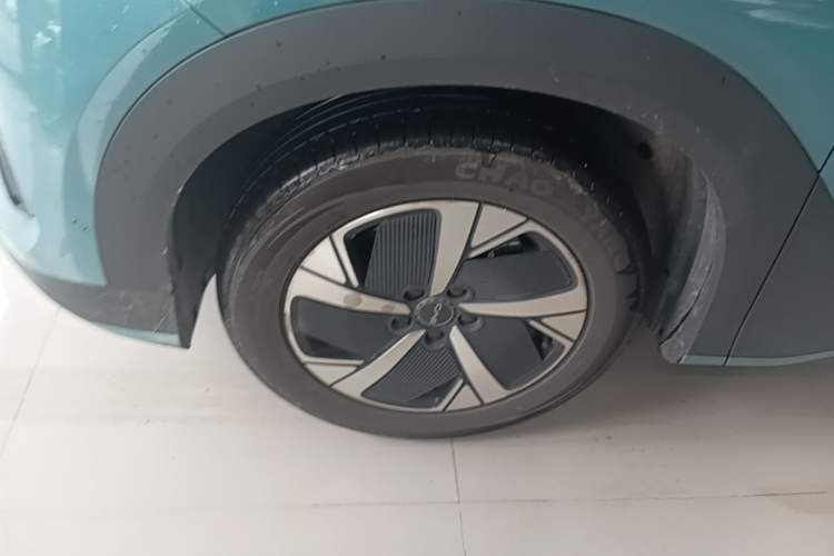 Used BYD Sealion 05 EV 2025 520 km Flagship SmartDrive Version Left Front Wheel Hub