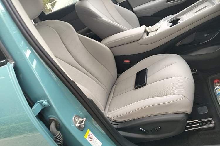 Used BYD Sealion 05 EV 2025 520 km Smart Cruise Version Right Front Seat