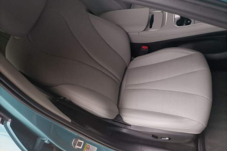 Used BYD Sealion 05 EV 2025 520 km Smart Cruise Version Right Front Seat