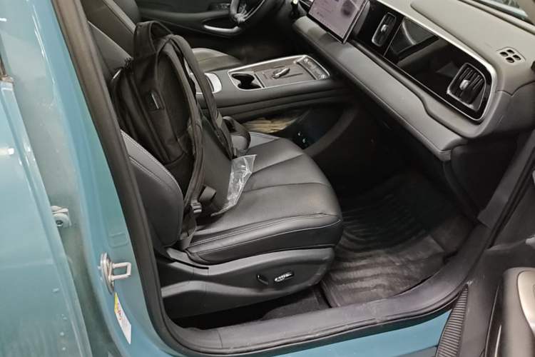 Used BYD Sealion 05 EV 2025 520 km Smart Cruise Version Right Front Seat