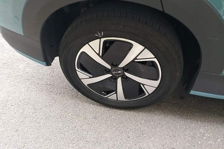 Used BYD Sealion 05 EV 2025 520 km Smart Cruise Version Right Rear Wheel Hub