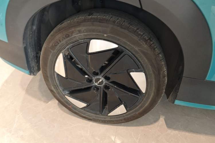 Used BYD Sealion 05 EV 2025 520 km Flagship SmartDrive Version Right Rear Wheel Hub