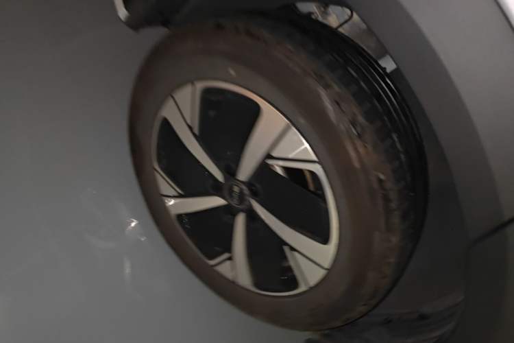 Used BYD Sealion 05 EV 2025 520 km Smart Cruise Version Right Rear Wheel Hub