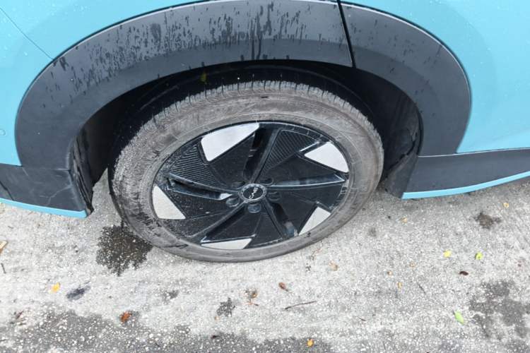 Used BYD Sealion 05 EV 2025 520 km Flagship SmartDrive Version Right Rear Wheel Hub
