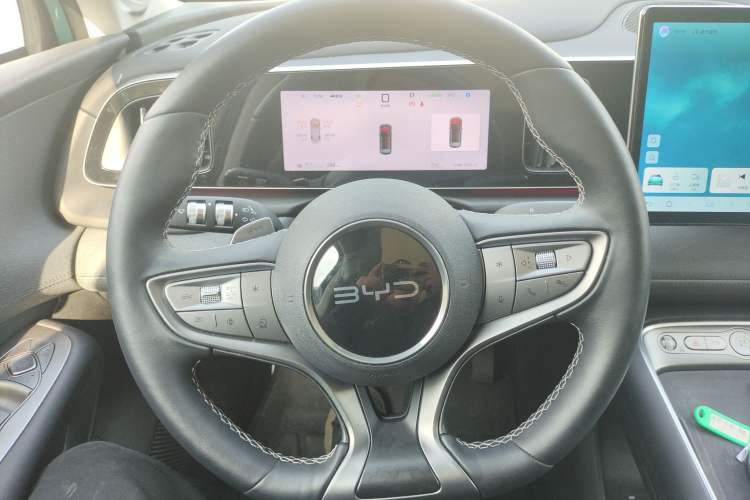 Used BYD Sealion 05 EV 2025 520 km Flagship SmartDrive Version Steering Wheel