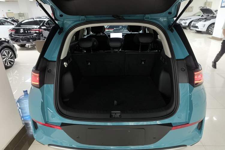 Used BYD Sealion 05 EV 2025 520 km Smart Cruise Version Trunk
