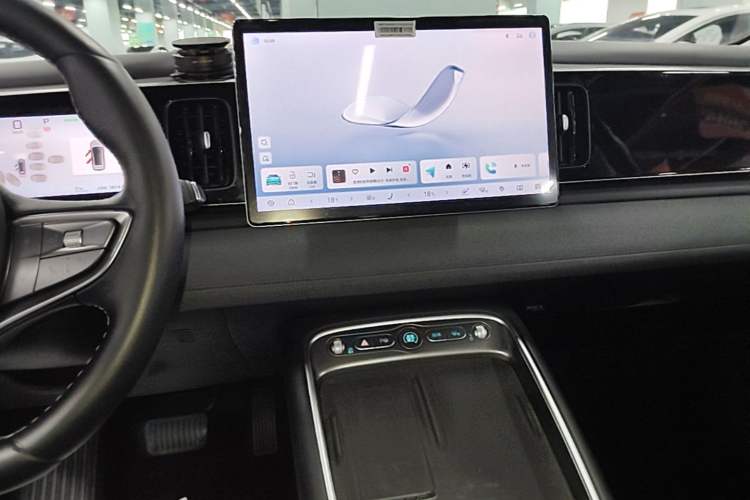 Used BYD Sealion 05 EV 2025 520 km Smart Cruise Version Audio And AC Panel