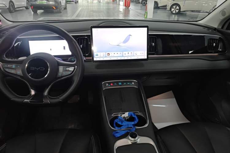 Used BYD Sealion 05 EV 2025 520 km Flagship SmartDrive Version Audio And AC Panel