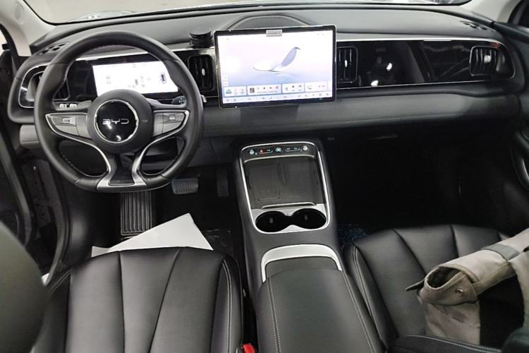 Used BYD Sealion 05 EV 2025 520 km Smart Cruise Version Center Console