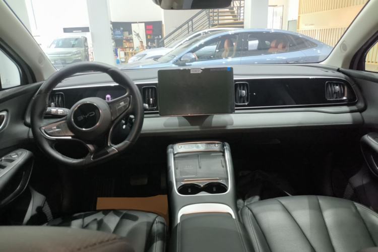 Used BYD Sealion 05 EV 2025 520 km Smart Cruise Version Center Console