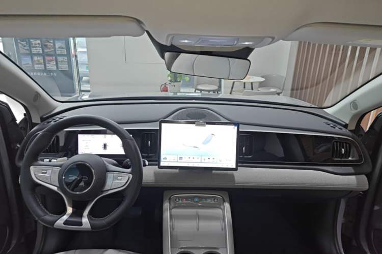Used BYD Sealion 05 EV 2025 520 km Smart Cruise Version Center Console