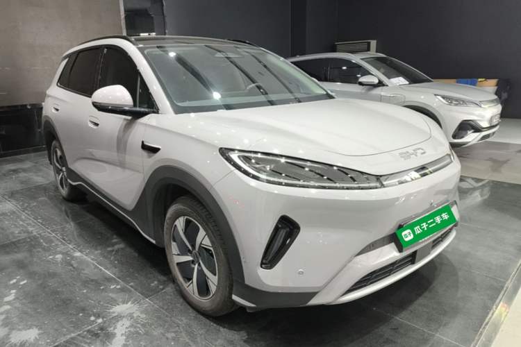 Used BYD Sealion 05 EV 2025 520 km Smart Cruise Version Front Right 45 Deg