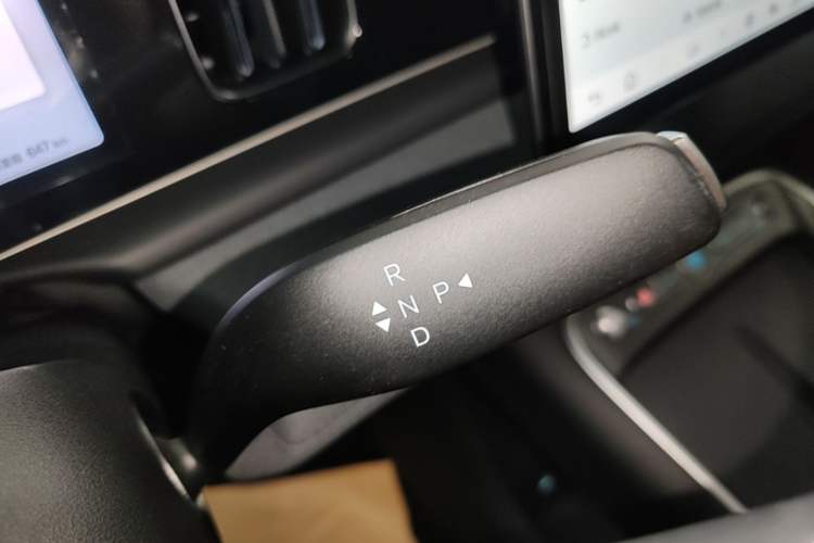 Used BYD Sealion 05 EV 2025 520 km Smart Cruise Version Gear Lever
