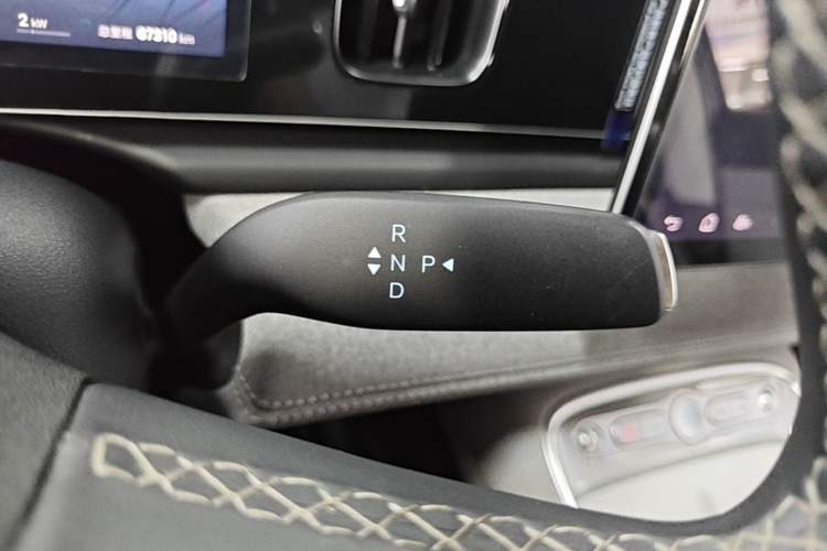 Used BYD Sealion 05 EV 2025 520 km Smart Cruise Version Gear Lever