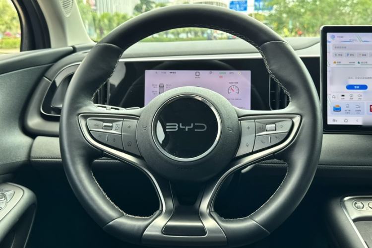 Used BYD Sealion 05 EV 2025 430 km Smart Cruise Version Interior 3