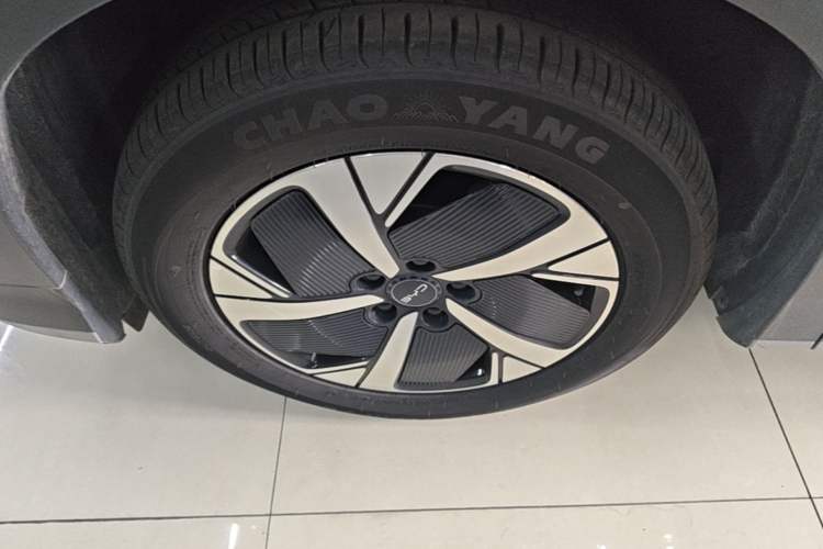 Used BYD Sealion 05 EV 2025 520 km Smart Cruise Version Left Front Wheel Hub