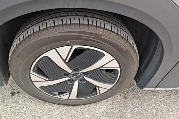 Used BYD Sealion 05 EV 2025 520 km Smart Cruise Version Left Front Wheel Hub