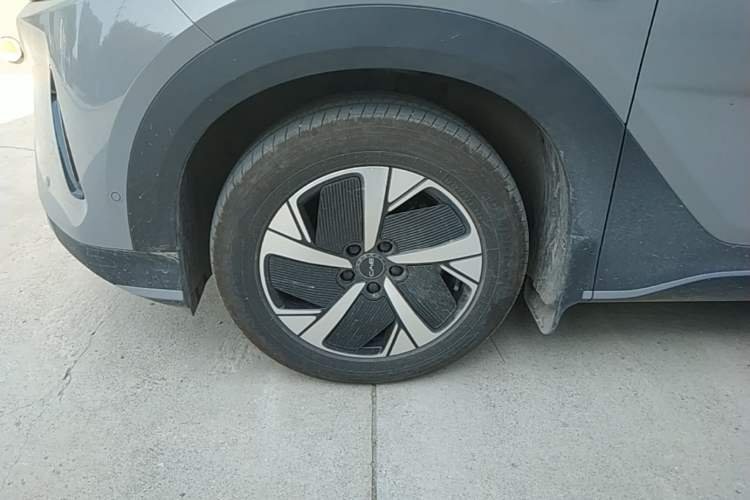 Used BYD Sealion 05 EV 2025 520 km Smart Cruise Version Left Front Wheel Hub