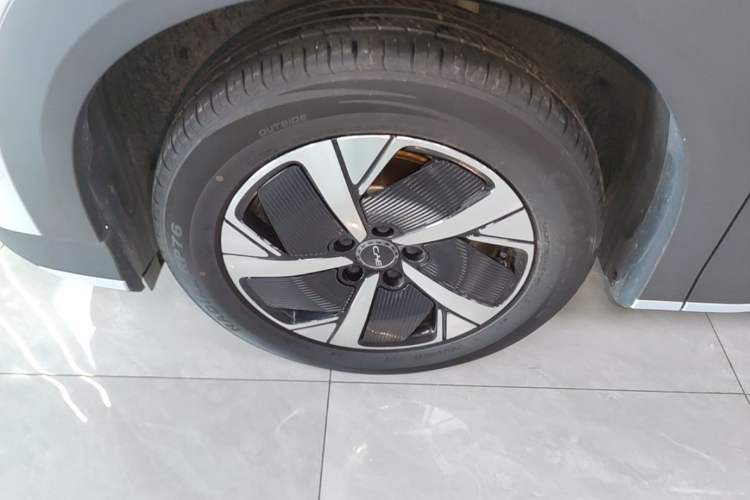 Used BYD Sealion 05 EV 2025 520 km Smart Cruise Version Left Front Wheel Hub