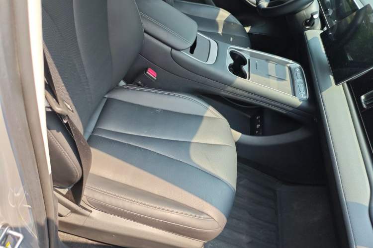 Used BYD Sealion 05 EV 2025 430 km Smart Cruise Version Right Front Seat