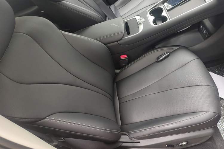 Used BYD Sealion 05 EV 2025 520 km Flagship SmartDrive Version Right Front Seat