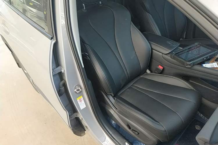 Used BYD Sealion 05 EV 2025 520 km Smart Cruise Version Right Front Seat