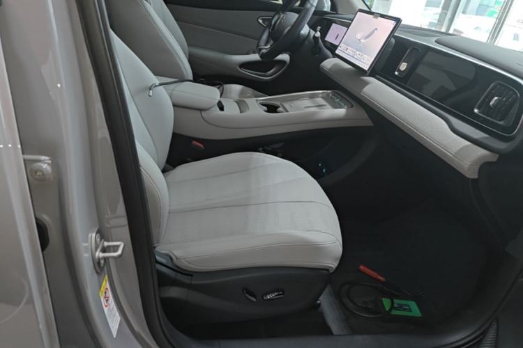 Used BYD Sealion 05 EV 2025 520 km Smart Cruise Version Right Front Seat