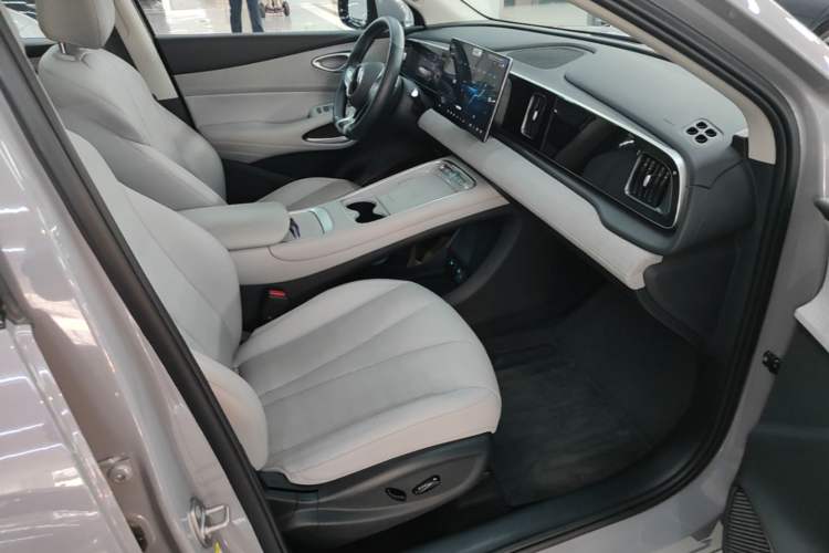 Used BYD Sealion 05 EV 2025 520 km Smart Cruise Version Right Front Seat