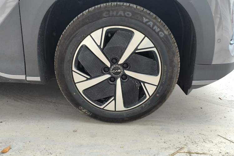 Used BYD Sealion 05 EV 2025 520 km Smart Cruise Version Right Front Wheel Hub