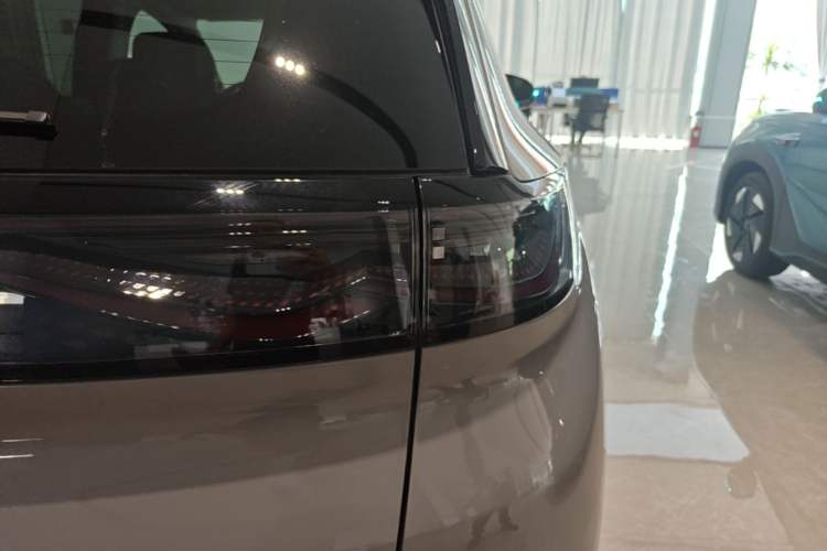 Used BYD Sealion 05 EV 2025 520 km Flagship SmartDrive Version Right Rear Taillight