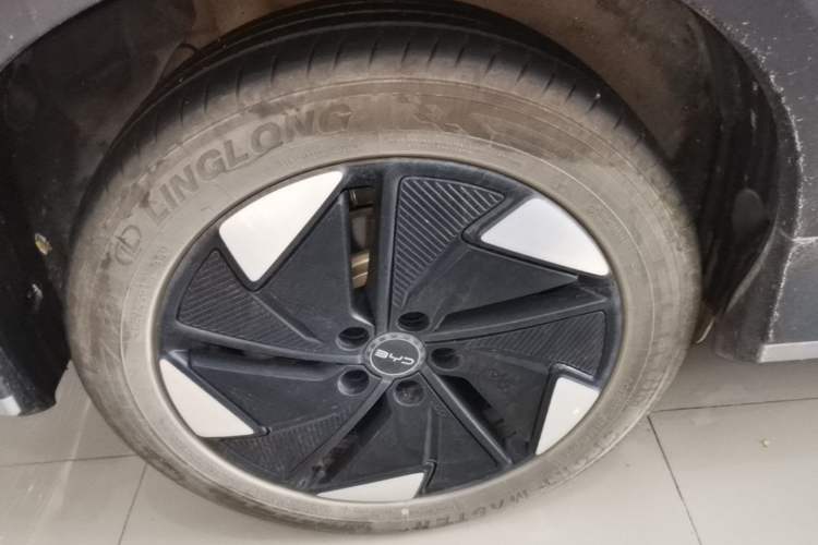 Used BYD Sealion 05 EV 2025 520 km Flagship SmartDrive Version Right Rear Wheel Hub