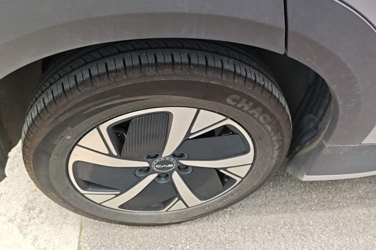 Used BYD Sealion 05 EV 2025 520 km Smart Cruise Version Right Rear Wheel Hub