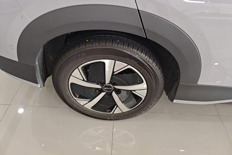 Used BYD Sealion 05 EV 2025 520 km Smart Cruise Version Right Rear Wheel Hub