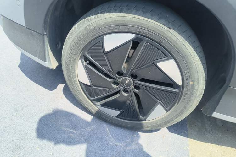 Used BYD Sealion 05 EV 2025 520 km Flagship SmartDrive Version Right Rear Wheel Hub