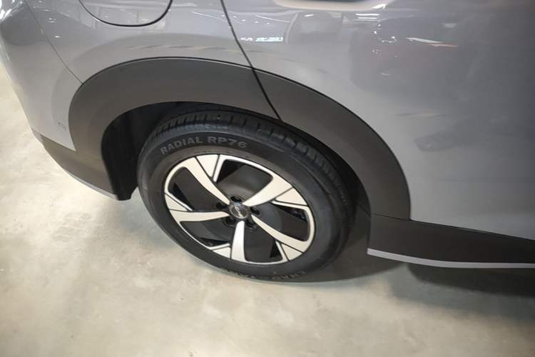 Used BYD Sealion 05 EV 2025 520 km Smart Cruise Version Right Rear Wheel Hub