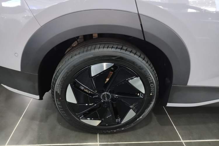 Used BYD Sealion 05 EV 2025 520 km Smart Cruise Version Right Rear Wheel Hub