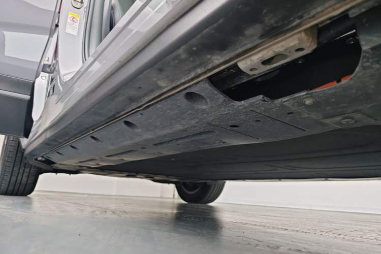 Used BYD Sealion 05 EV 2025 520 km Smart Cruise Version Right Side Sill