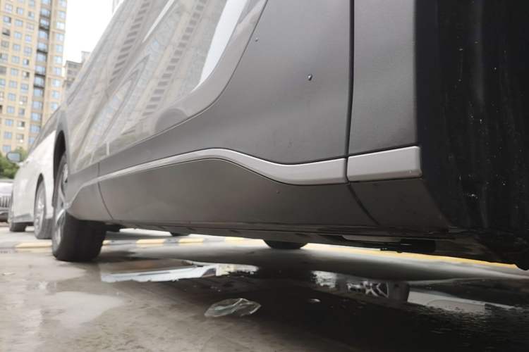 Used BYD Sealion 05 EV 2025 520 km Smart Cruise Version Right Side Sill