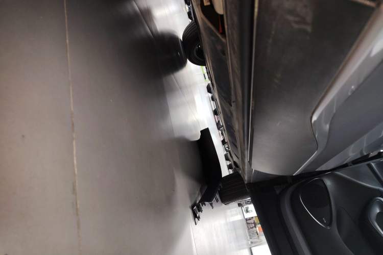 Used BYD Sealion 05 EV 2025 520 km Smart Cruise Version Right Side Sill
