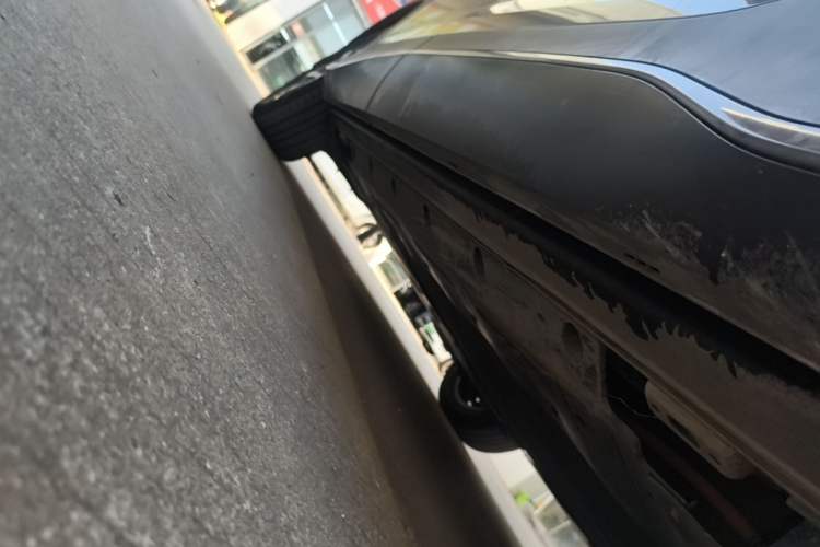 Used BYD Sealion 05 EV 2025 520 km Smart Cruise Version Right Side Sill