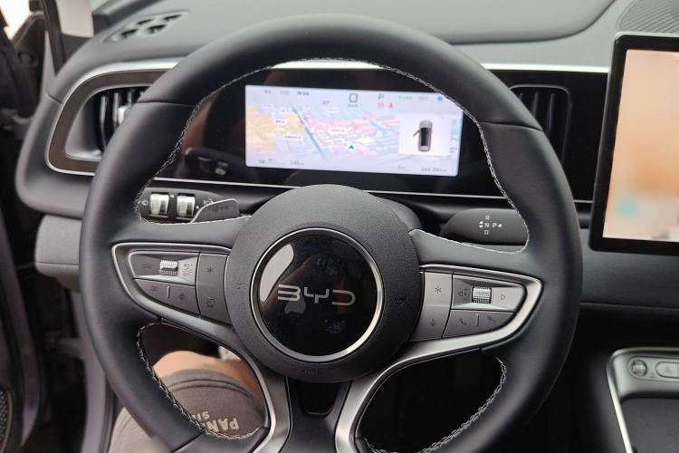 Used BYD Sealion 05 EV 2025 520 km Smart Cruise Version Steering Wheel