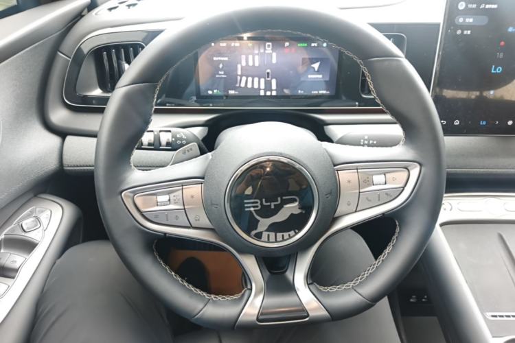 Used BYD Sealion 05 EV 2025 520 km Flagship SmartDrive Version Steering Wheel