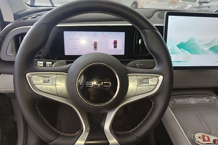 Used BYD Sealion 05 EV 2025 520 km Smart Cruise Version Steering Wheel